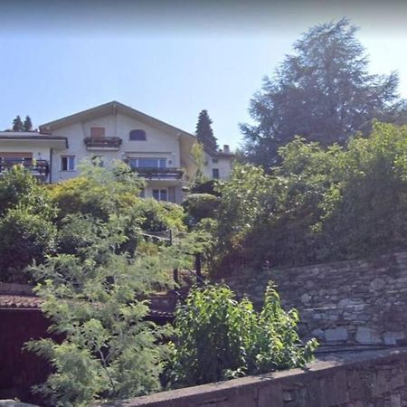 La Finestra Sul Lago - In Villa Con Vista E Posto Auto Coperto Stresa Bagian luar foto